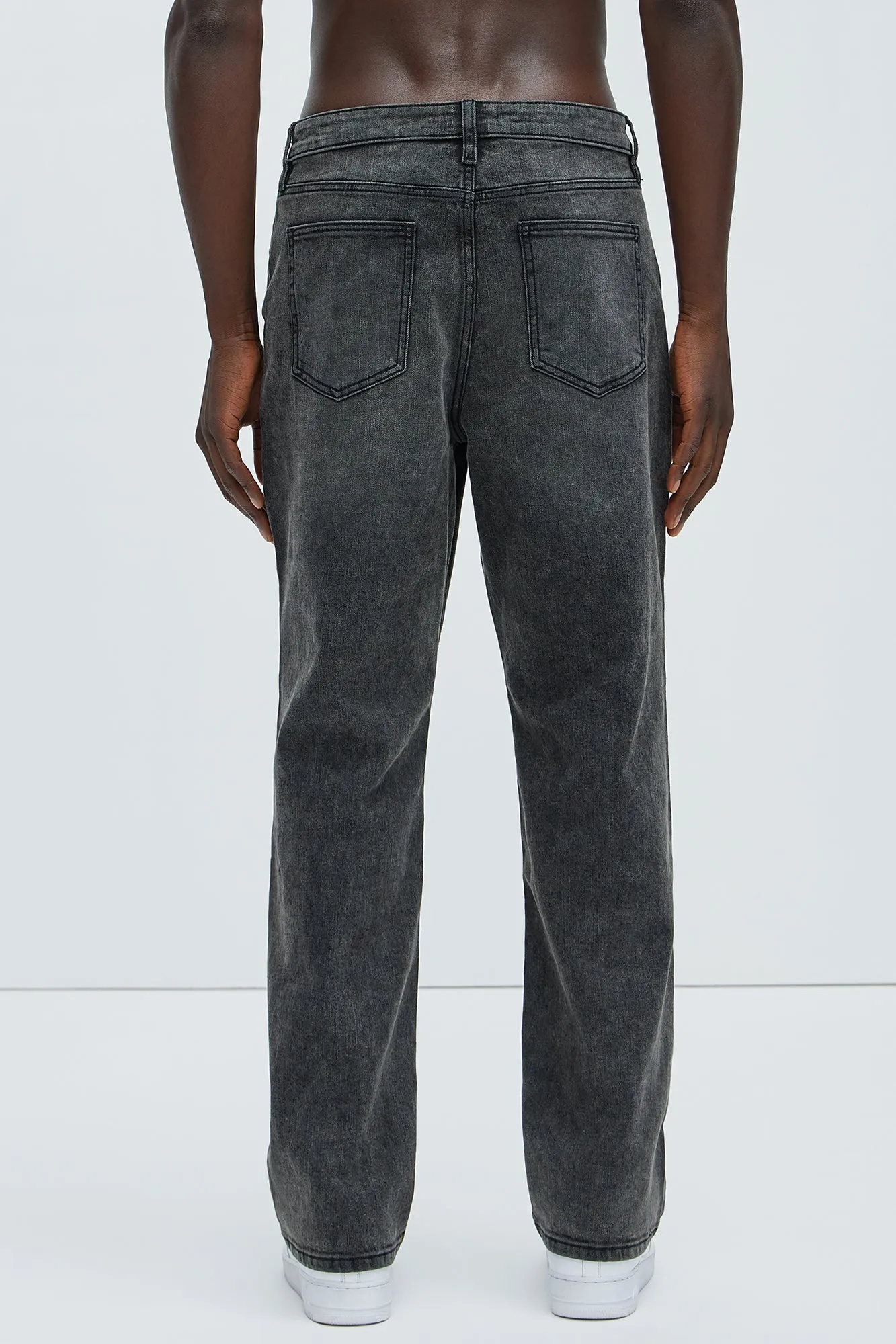 Andrew Straight Jeans - Black Wash
