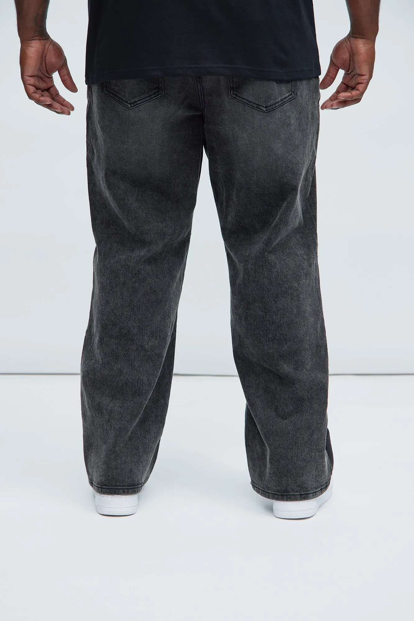 Andrew Straight Jeans - Black Wash