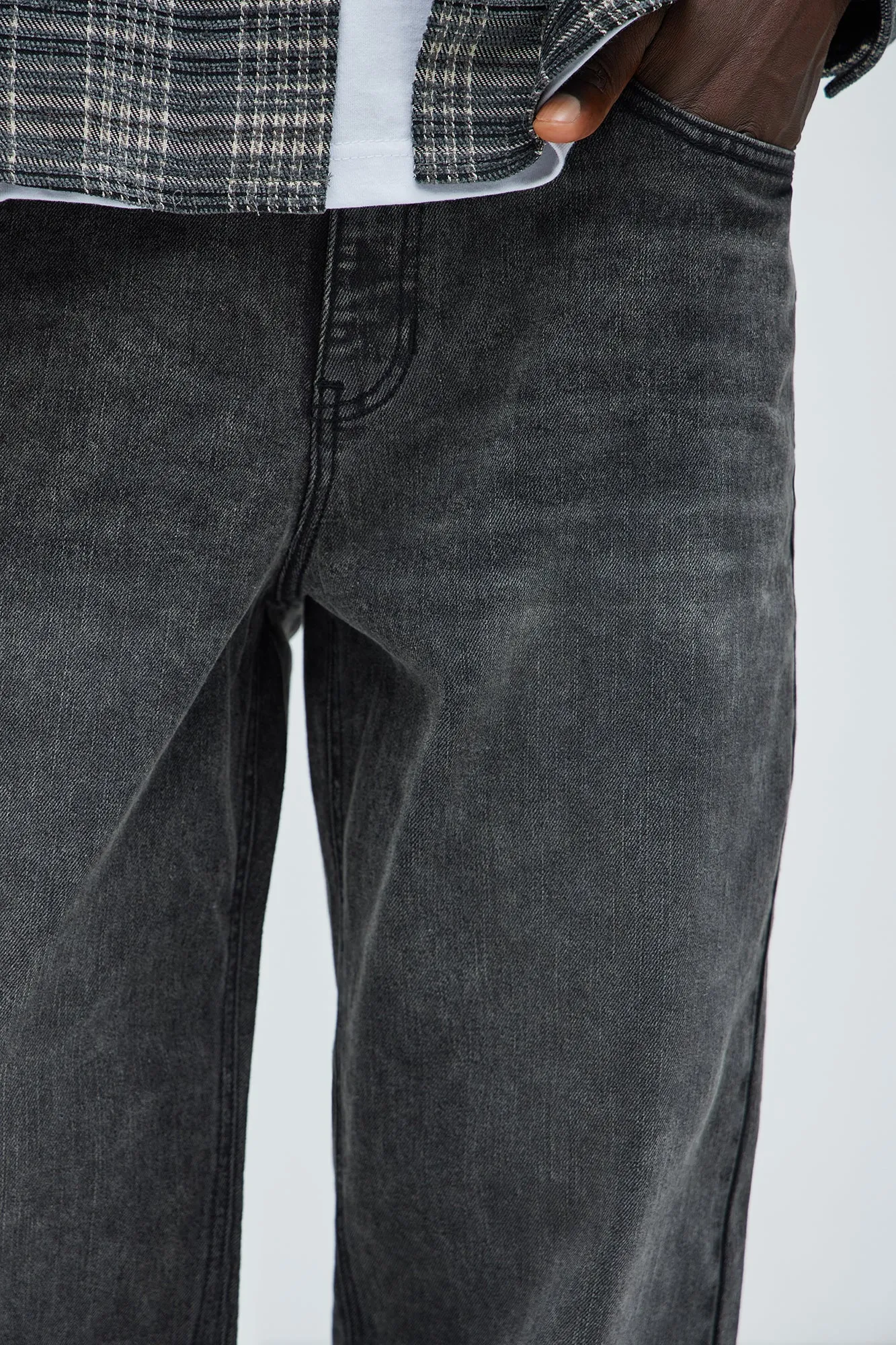 Andrew Straight Jeans - Black Wash