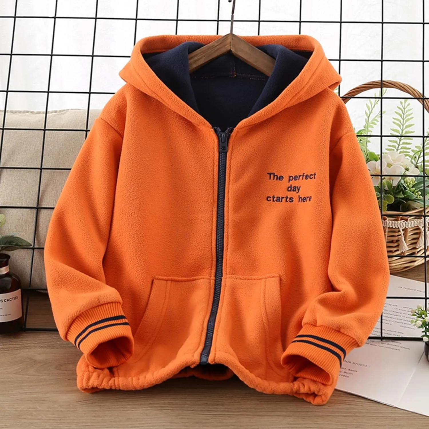 Boys Girls Polar Fleece Jacket Full Zip Hooded Sweatshirt Double-Layer Fleece Hoodie Kids Lightweight Windproof Coat
