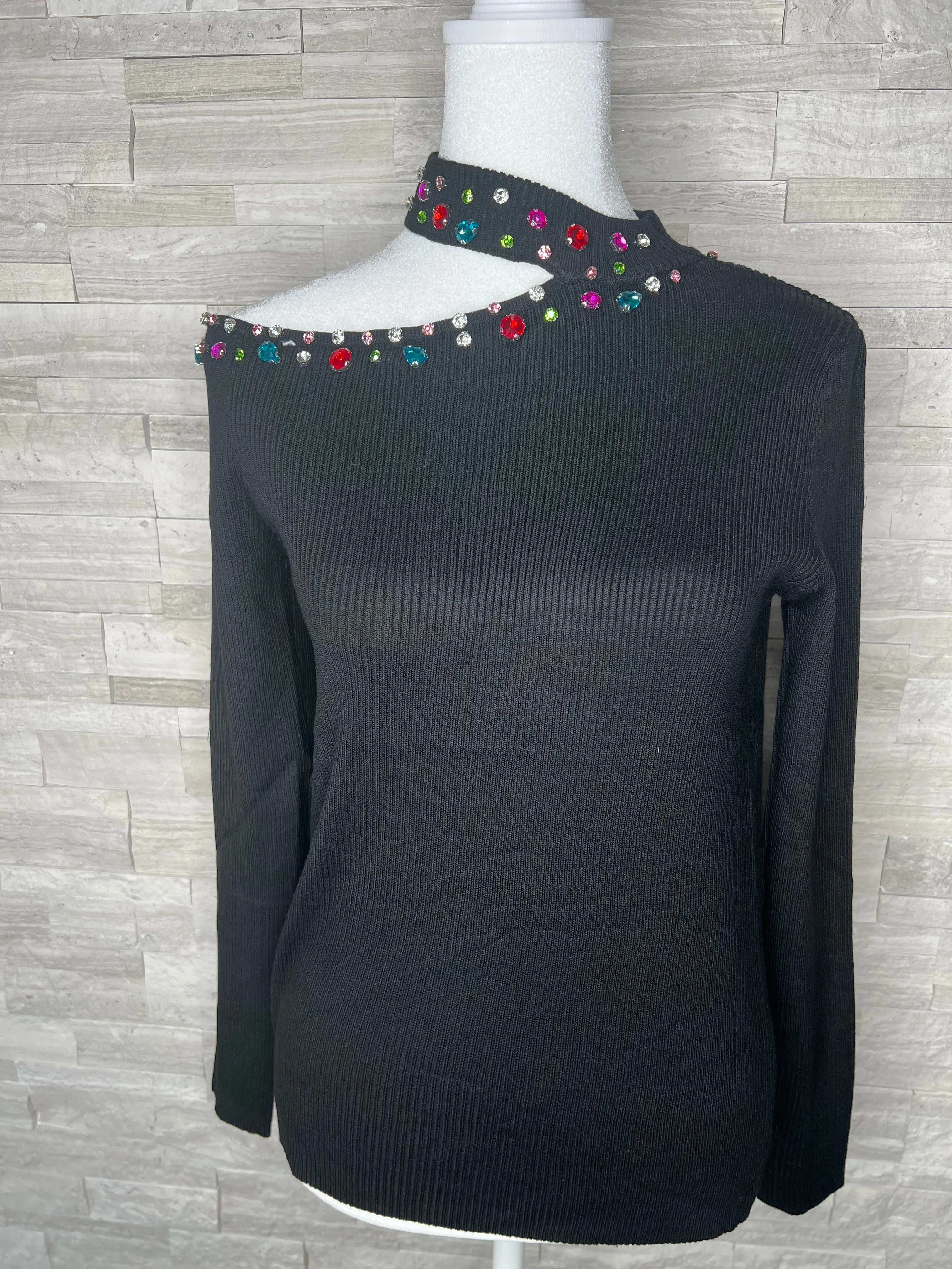 KNIT SWEATER WITH STONES